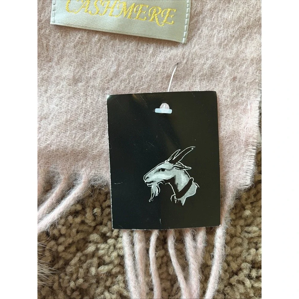 Unbranded Pink Wool/Cashmere/Fur Fringe Pom Scarf Wrap Accessory‎ NEW NWT FLAWED - Picture 8 of 10